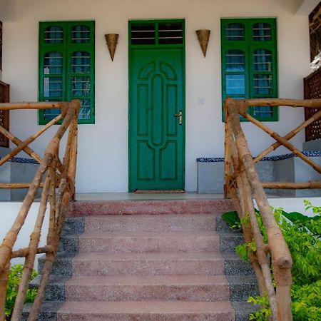 Jabali Bungalows Lodge Paje Bagian luar foto