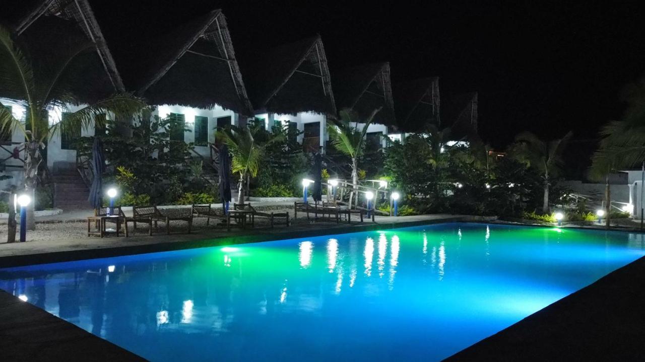 Jabali Bungalows Lodge Paje Bagian luar foto